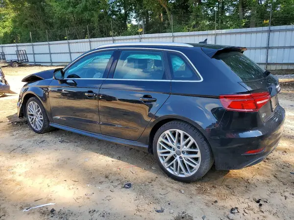 WAUTPBFF7JA075951 2018 AUDI A3 - Image 2