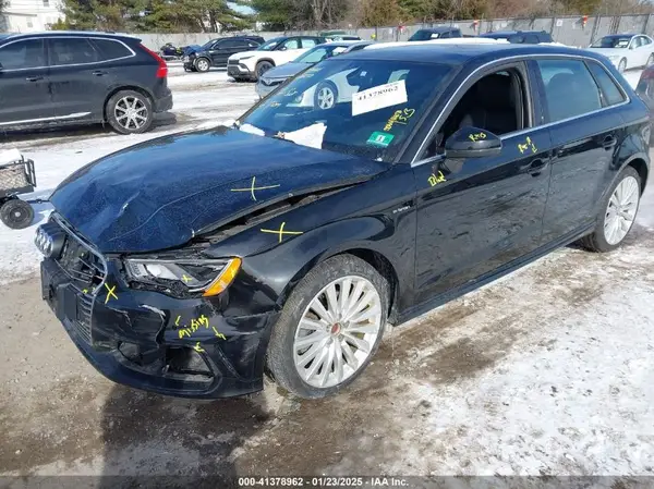 WAUTPBFF8GA050534 2016 AUDI A3 - Image 2