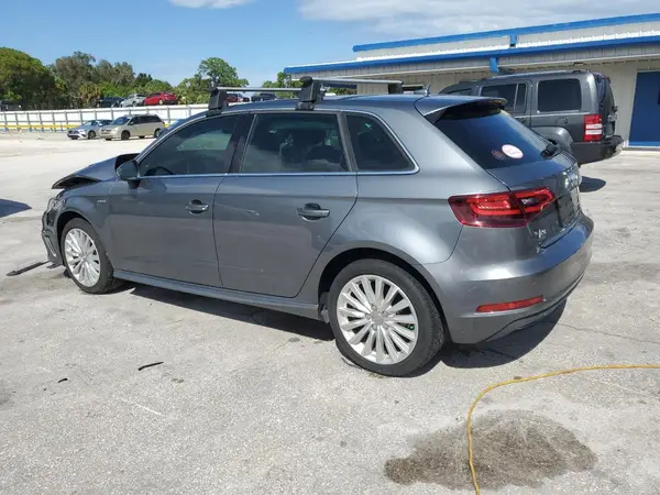WAUTPBFF8GA096297 2016 AUDI A3 - Image 2