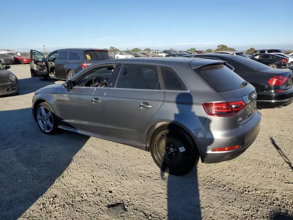 WAUTPBFF8GA098227 2016 AUDI A3 - Image 2