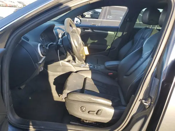 2016 AUDI A3 auction photo 7