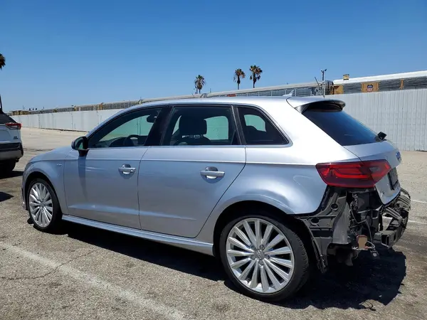 WAUTPBFF9GA090069 2016 AUDI A3 - Image 2