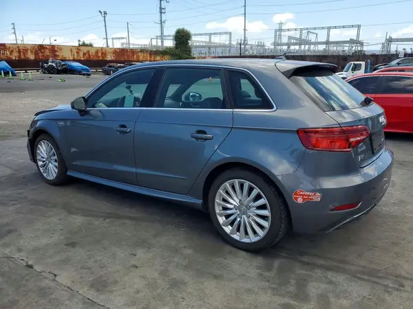 WAUTPBFF9HA059180 2017 AUDI A3 - Image 2