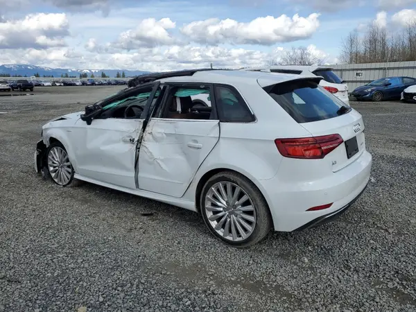 WAUTPBFF9HA059485 2017 AUDI A3 - Image 2