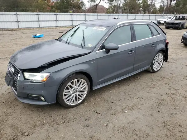 WAUTPBFF9JA057449 2018 AUDI A3 - Image 1
