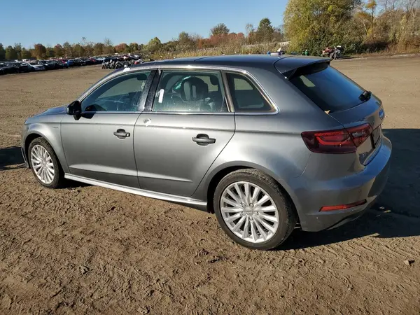WAUTPBFFXGA131390 2016 AUDI A3 - Image 2