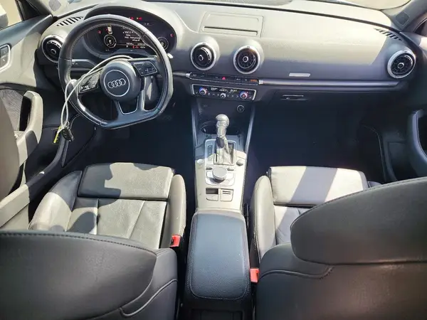 WAUTPBFFXHA056045 2017 AUDI A3 - Image 8