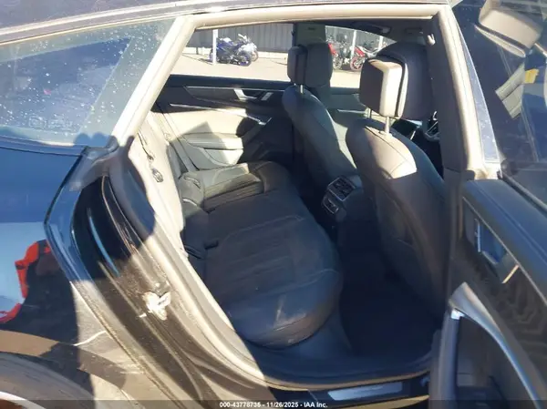 WAUU2AF22KN041825 2019 AUDI A7 - Image 8