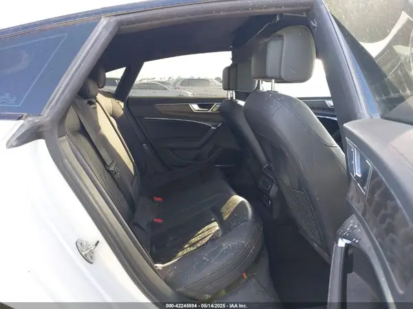 WAUU2AF29LN057151 2020 AUDI A7 - Image 8