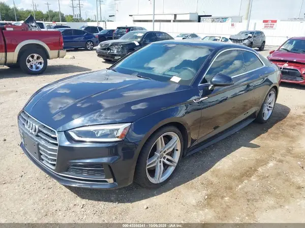 WAUUNAF54JA003830 2018 AUDI A5 - Image 2