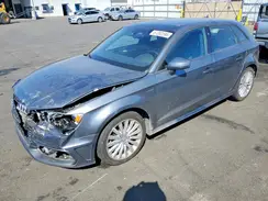 WAUUPBFF0GA132827 2016 AUDI A3