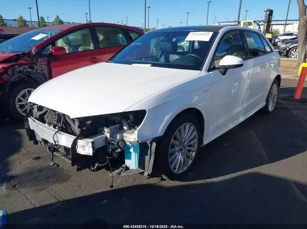 WAUUPBFF0HA058701 2017 AUDI A3 - Image 2