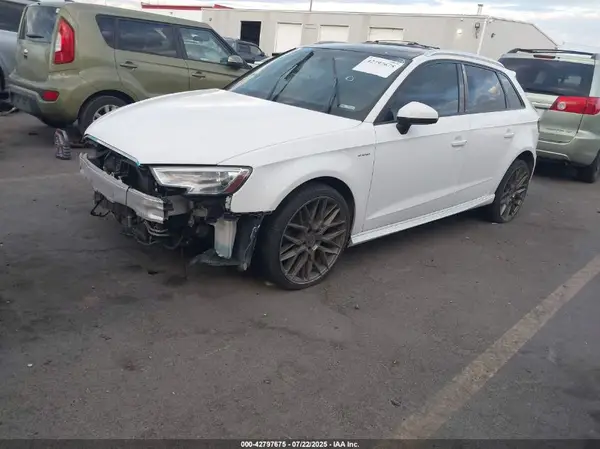 WAUUPBFF0HA120064 2017 AUDI A3 - Image 2