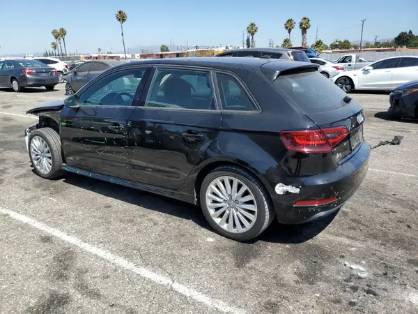 WAUUPBFF1GA089843 2016 AUDI A3 - Image 2