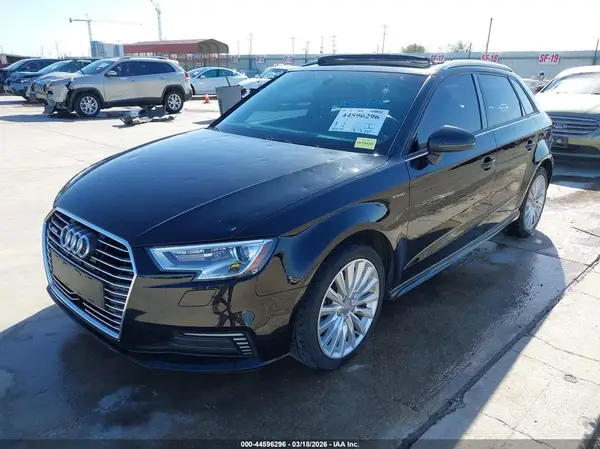 WAUUPBFF1HA057279 2017 AUDI A3 - Image 2