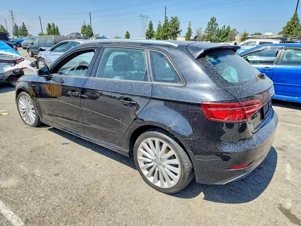 WAUUPBFF1HA109624 2017 AUDI A3 - Image 2