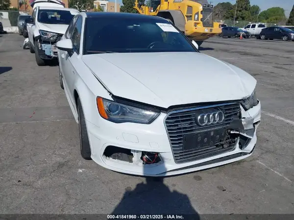 WAUUPBFF2GA118685 2016 AUDI A3 - Image 1