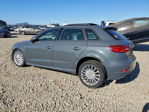 WAUUPBFF2HA044119 2017 AUDI A3 - Image 2