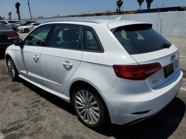WAUUPBFF2HA057257 2017 AUDI A3 - Image 2