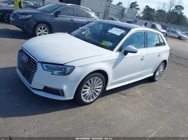 WAUUPBFF2HA087102 2017 AUDI A3 - Image 2