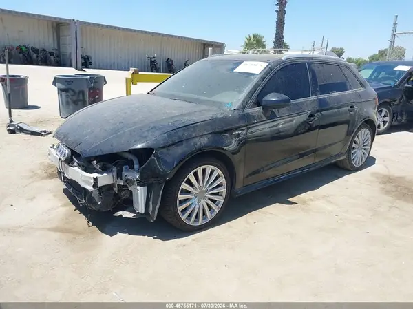 WAUUPBFF2HA088122 2017 AUDI A3 - Image 2