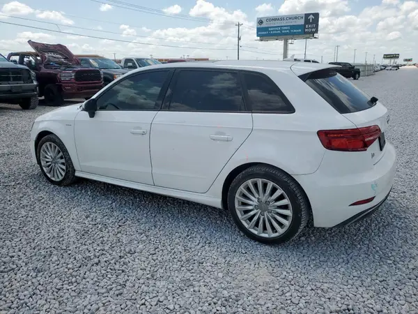WAUUPBFF2HA092333 2017 AUDI A3 - Image 2