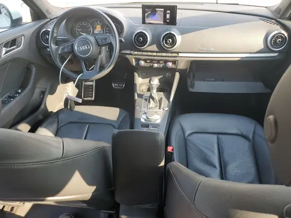 WAUUPBFF2JA065641 2018 AUDI A3 - Image 8
