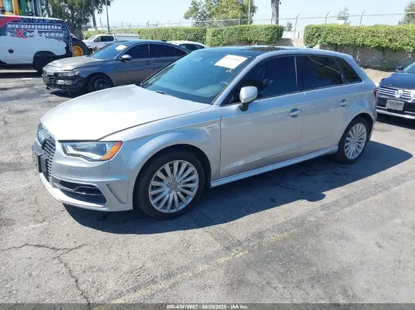 WAUUPBFF3GA156524 2016 AUDI A3 - Image 2