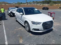 WAUUPBFF4JA057296 2018 AUDI A3