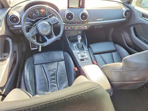 WAUUPBFF4JA071005 2018 AUDI A3 - Image 8