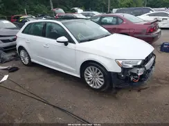 WAUUPBFF4JA083459 2018 AUDI A3