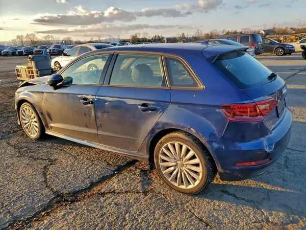 WAUUPBFF5GA066193 2016 AUDI A3 - Image 2