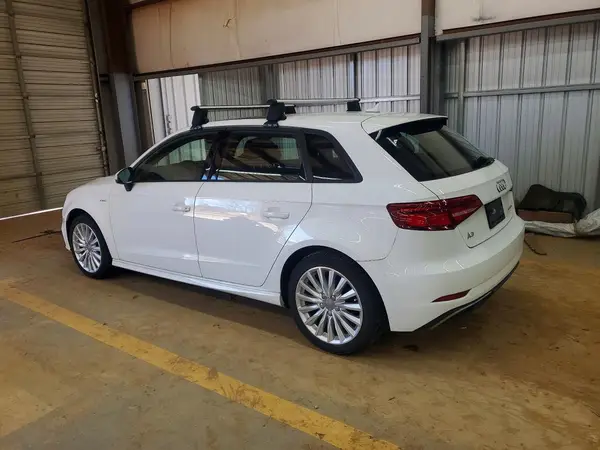 WAUUPBFF5HA074165 2017 AUDI A3 - Image 2