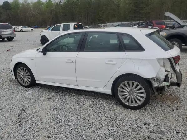 WAUUPBFF6GA071709 2016 AUDI A3 - Image 2