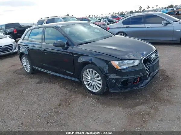 WAUUPBFF6GA138034 2016 AUDI A3 - Image 1