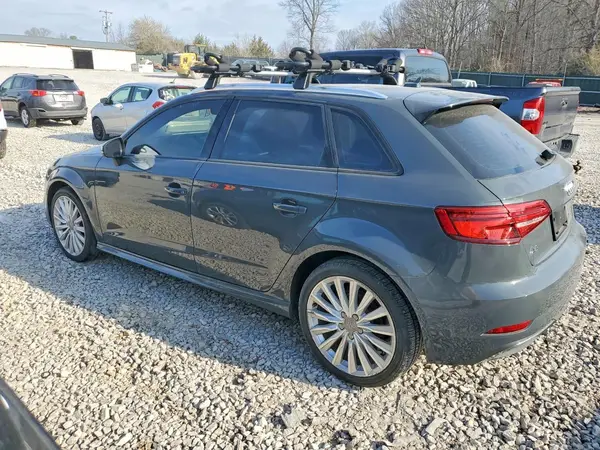 WAUUPBFF6HA128573 2017 AUDI A3 - Image 2