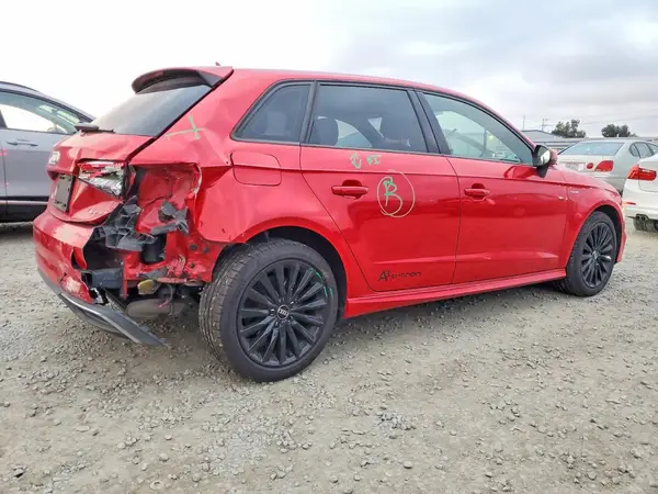 WAUUPBFF7HA121275 2017 AUDI A3 - Image 2