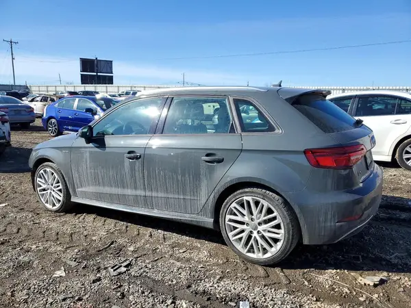 WAUUPBFF7JA066297 2018 AUDI A3 - Image 2