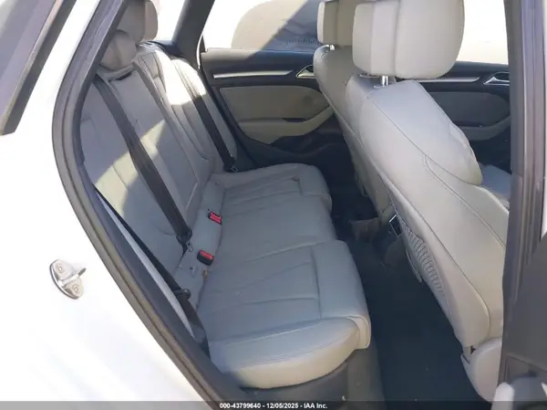 WAUUPBFF7JA112002 2018 AUDI A3 - Image 8