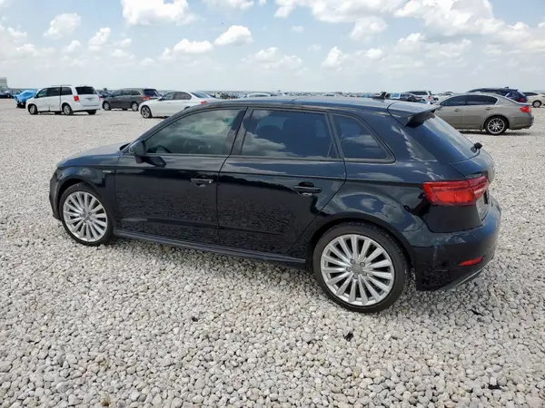 WAUUPBFF8HA089646 2017 AUDI A3 - Image 2