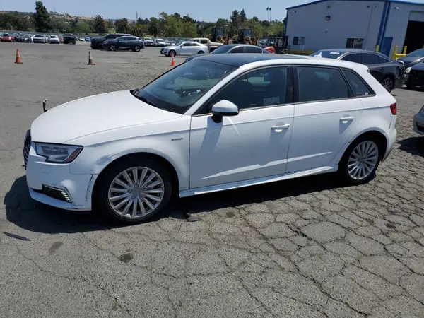 WAUUPBFF8HA092224 2017 AUDI A3 - Image 1
