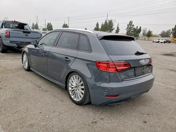 WAUUPBFF8HA096547 2017 AUDI A3 - Image 2