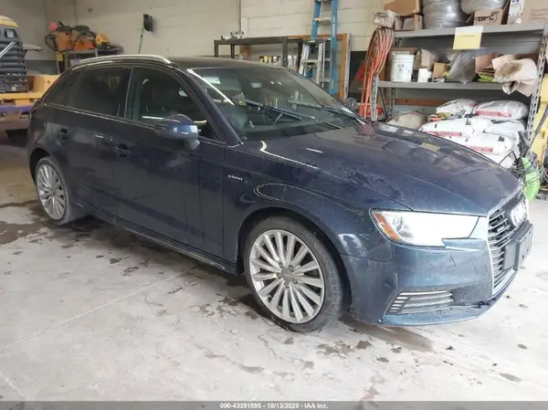 WAUUPBFF8HA147934 2017 AUDI A3 - Image 1