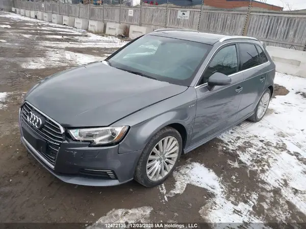 WAUUPBFF8JA108511 2018 AUDI A3 - Image 2