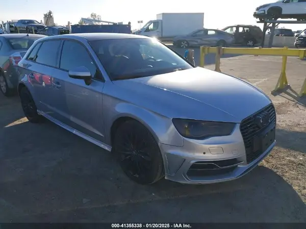 WAUUPBFF9GA064429 2016 AUDI A3 - Image 1