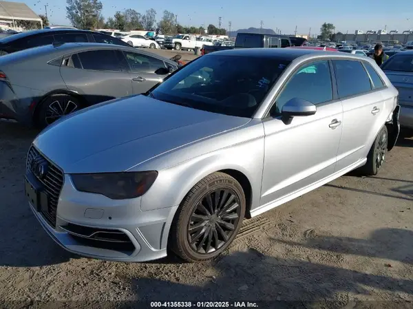 WAUUPBFF9GA064429 2016 AUDI A3 - Image 2