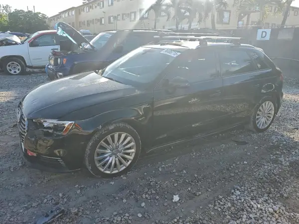 WAUUPBFF9HA141561 2017 AUDI A3 - Image 1
