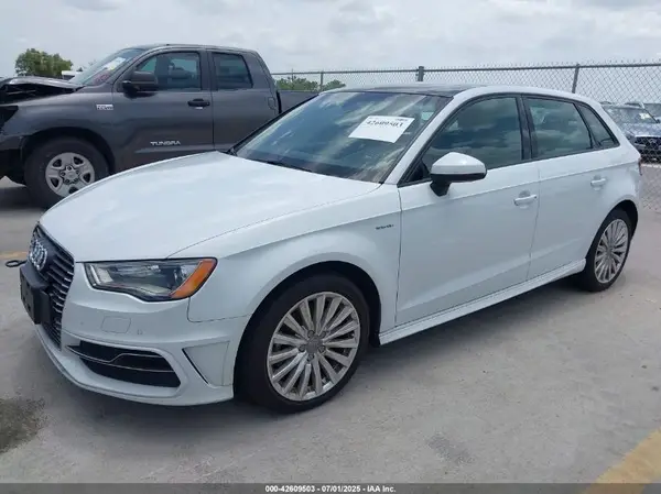 WAUUPBFFXGA148825 2016 AUDI A3 - Image 2