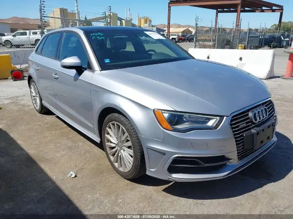 WAUUPBFFXGA164328 2016 AUDI A3 - Image 1
