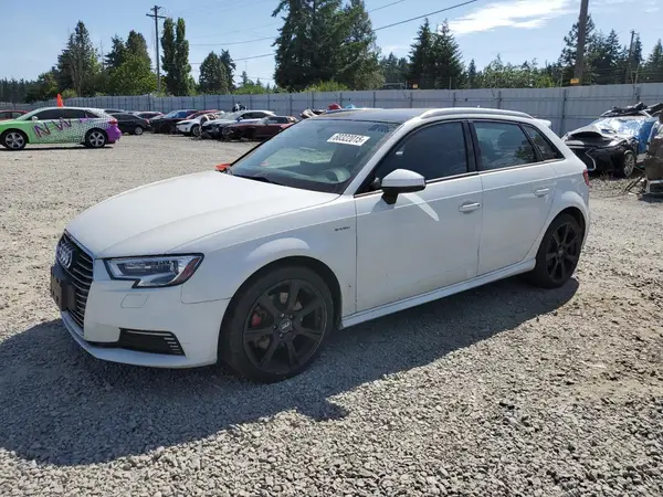 WAUUPBFFXHA041081 2017 AUDI A3 - Image 1